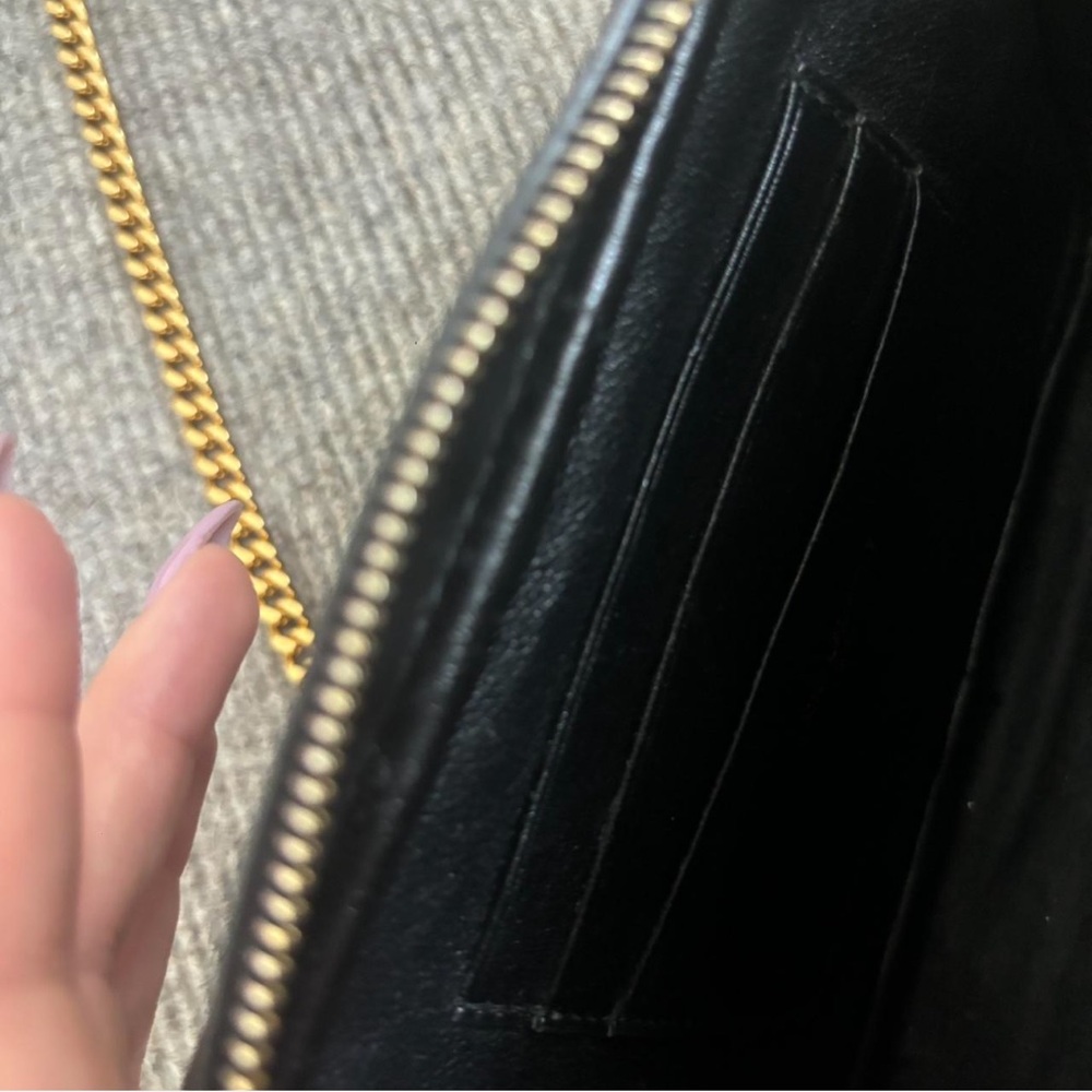 Saint Laurent Lou camera bag with tassel - Picture 4 of 8